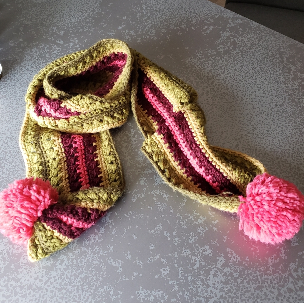 Lucky Brand Retro Multi Color Scarf w/Pink Pom Pom